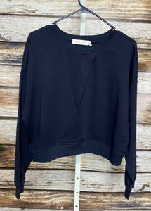 Bishop + Young Women’s Size 1X Navy Blue Cropped Pleat Detail Top Long Sleeve